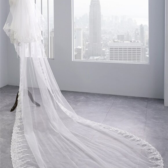 Exquisite Cathedral-Length Bridal Veil with Blusher - Picture 7 of 7